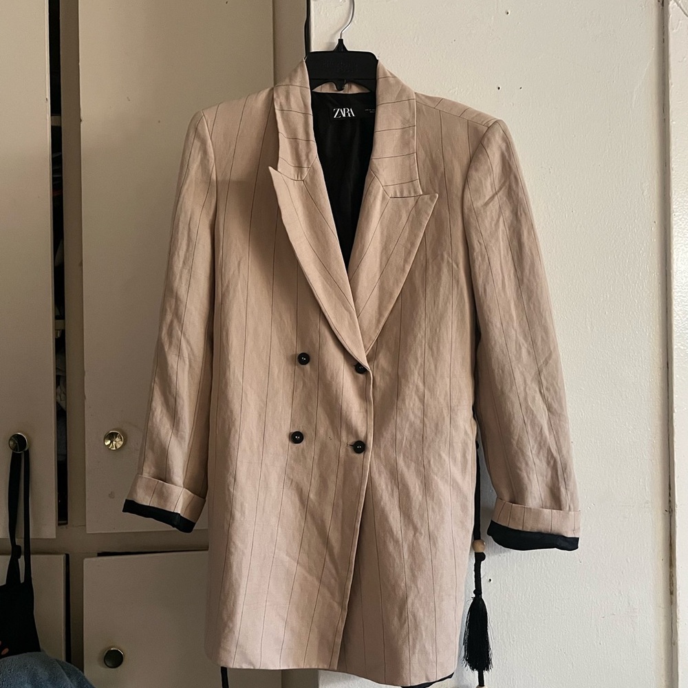Zara Women's Beige Double-Breasted Blazer